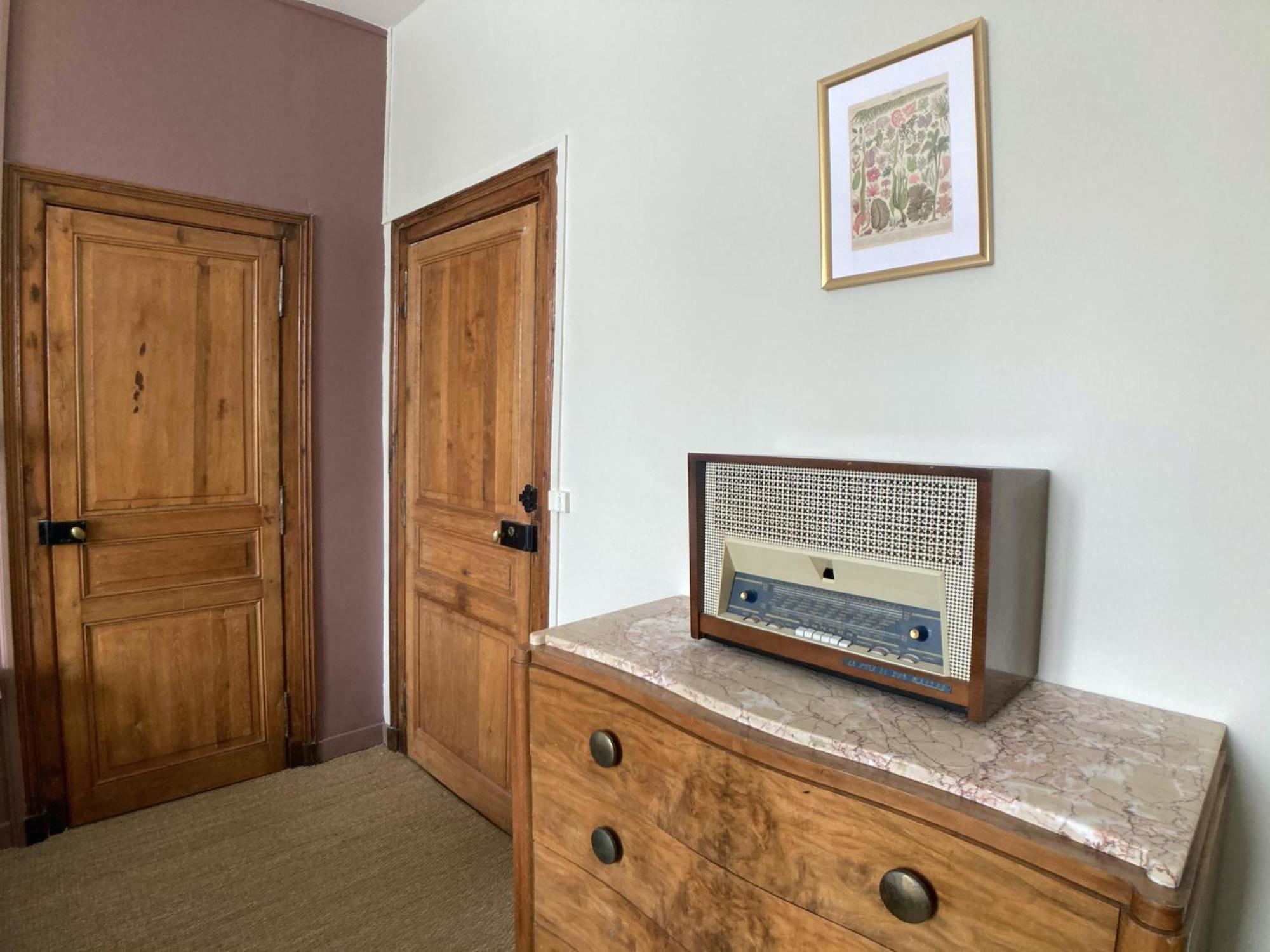 Maison D'Hotes La Doucelle Culture Et Bien-Etre Lignieres-Orgeres Room photo