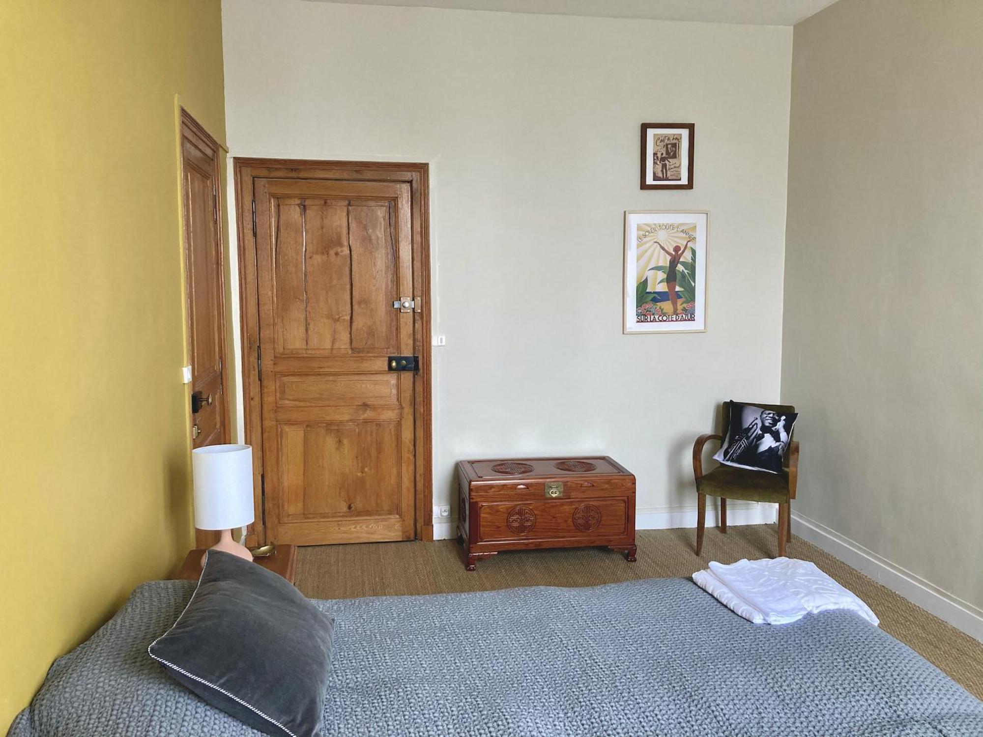 Maison D'Hotes La Doucelle Culture Et Bien-Etre Lignieres-Orgeres Room photo